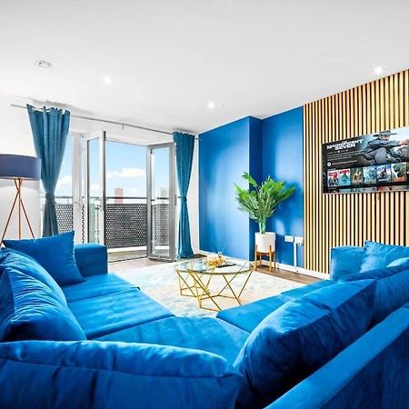 Top Floor City Centre Apartment - Sleeps 7 - 4 Beds - With Balcony And Parking - Smart Tv'S On Each Bedroom Wall - 5 Mins From Bullring, Selfridges, Moor Street Station - By Zena Stays Birmingham Extérieur photo